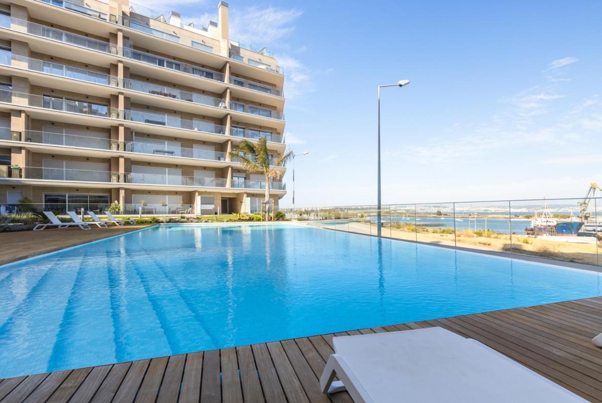 Villa Famille Seixal  Luaran gambar
